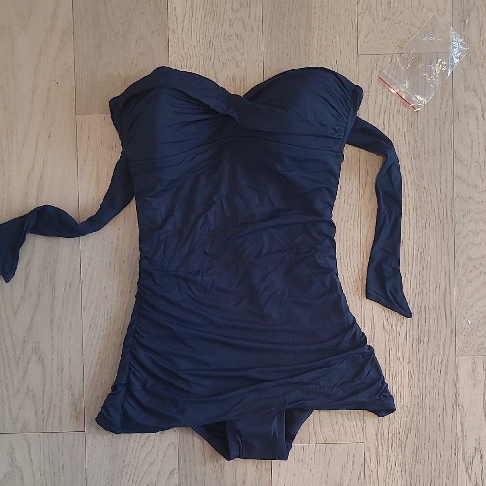 NWOT Navy Blue Ann Taylor Strapless One Piece Swimsuit (size S)